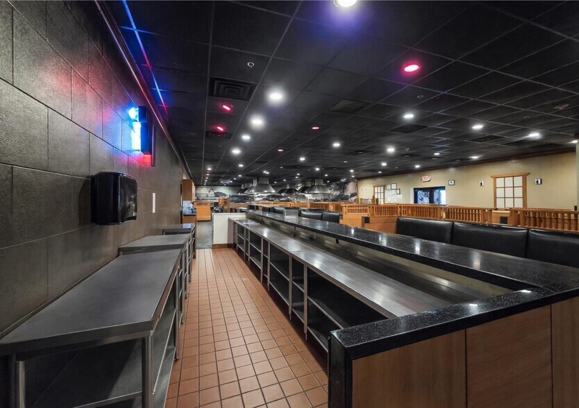 More Photos Of 3300 Central Mall Dr, Port Arthur Restaurant For Sale