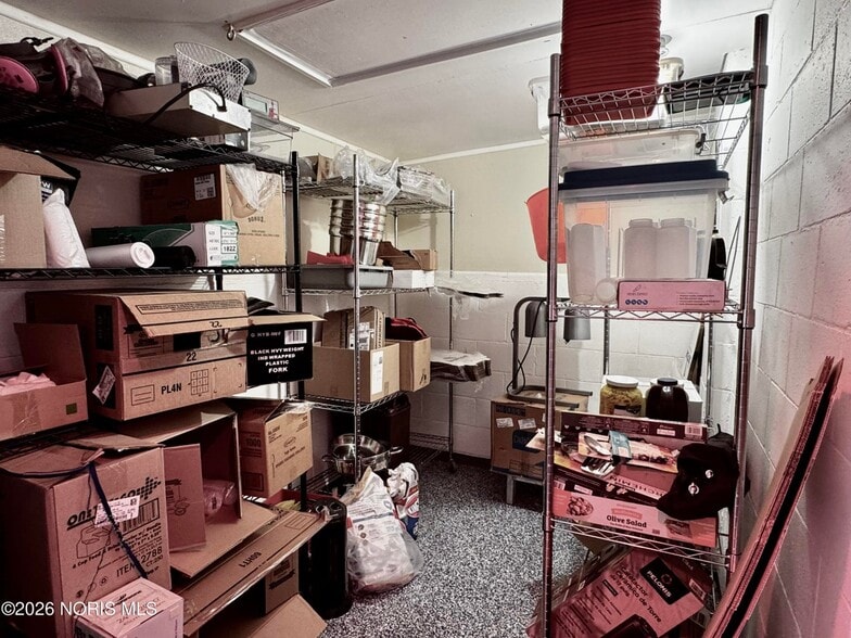 More Photos Of 301 S Defiance St, Stryker Auto Repair For Sale