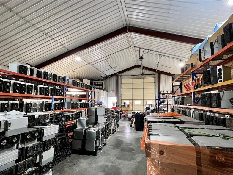 More Photos Of 110 W Mason St, Odessa Service For Sale