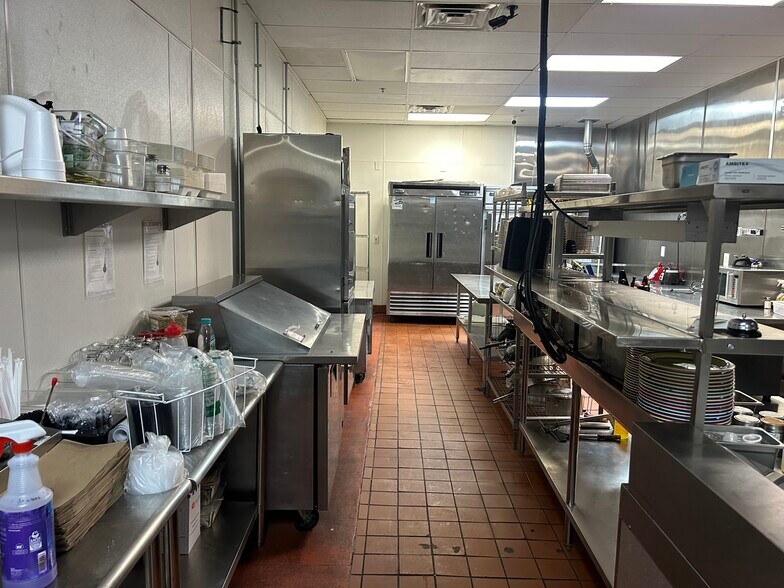 More Photos Of 2570 E Tropicana Ave, Las Vegas Unknown For Lease