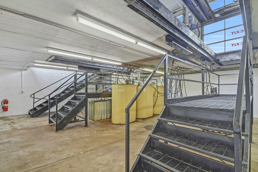 More Photos Of 615 County Road R, Denmark Auto Repair For Sale