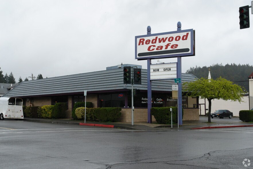 Primary Photo Of 1206 Main St, Fortuna Restaurant For Sale