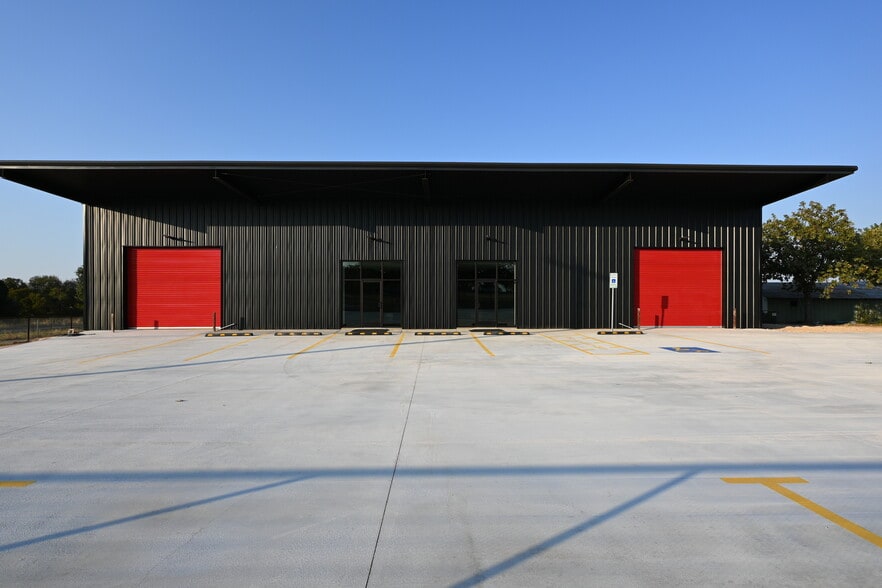 More Photos Of 4272 FM 2484, Salado Unknown For Lease