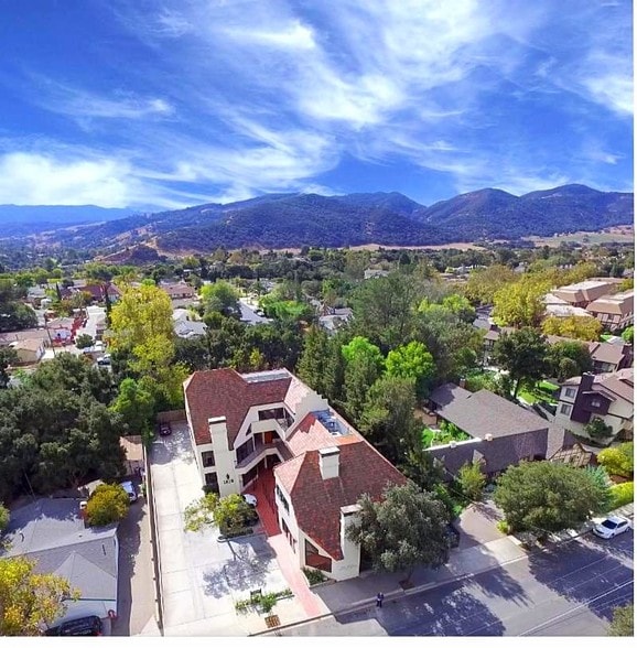 More Photos Of 1610 Oak St, Solvang Office For Lease