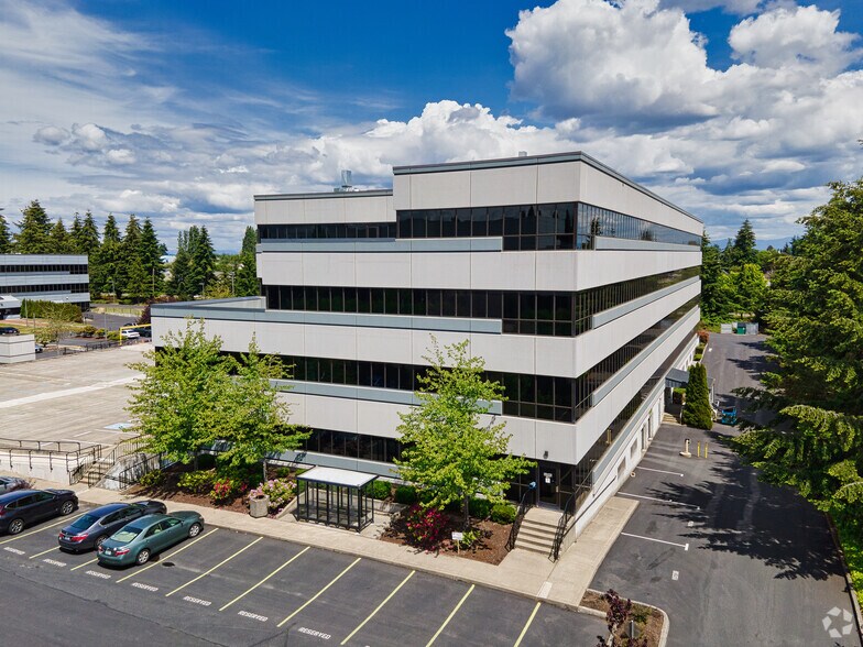 More Photos Of 2121 S State St, Tacoma Office For Lease