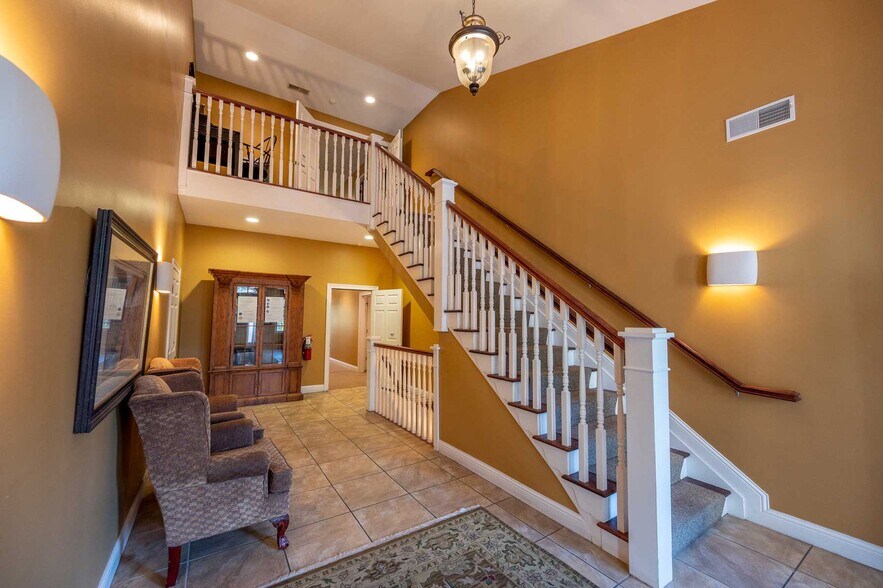 Primary Photo Of 7775 Cooper Rd, Montgomery Office For Lease