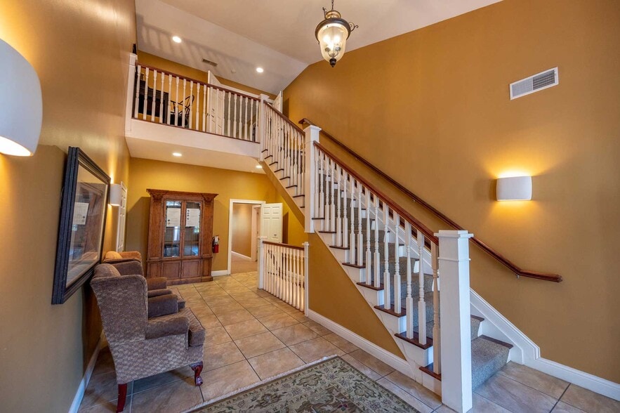 More Photos Of 7775 Cooper Rd, Montgomery Office For Lease