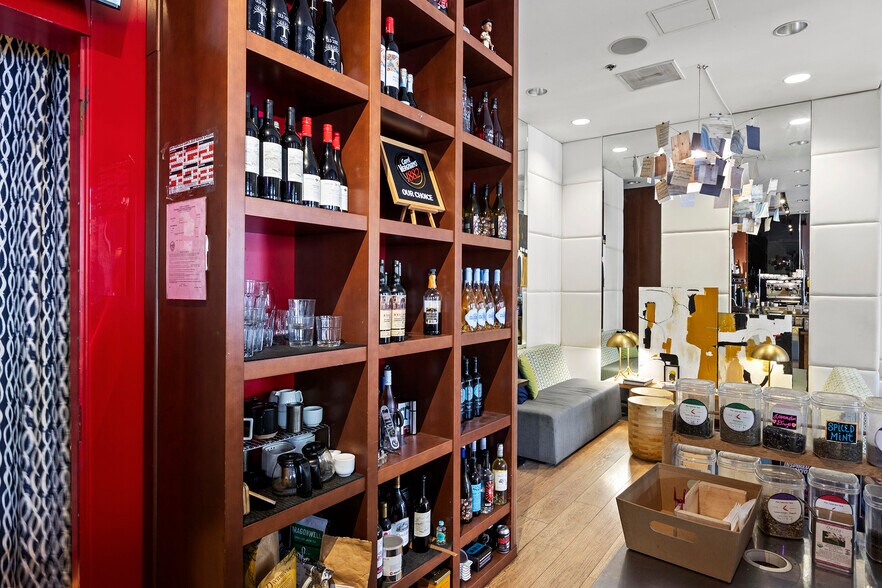 More Photos Of 170 King St, San Francisco Apartments For Sale