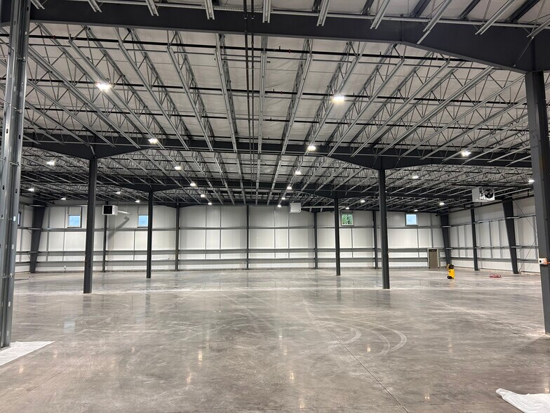 More Photos Of 6845 Kinne St, East Syracuse Land For Lease