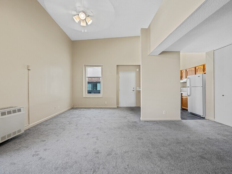 More Photos Of 58 Broadway St, Asheville Storefront Retail Residential For Sale