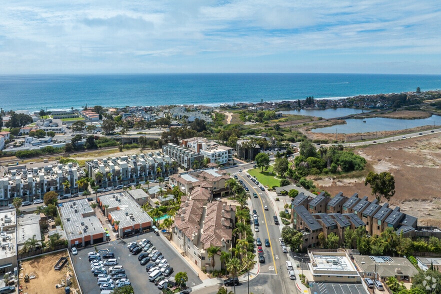 More Photos Of 2333 State St, Carlsbad Medical For Sale