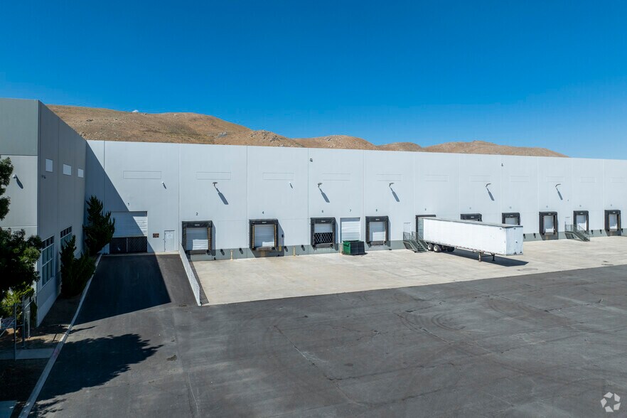 More Photos Of 9085 Moya Blvd, Reno Distribution For Lease