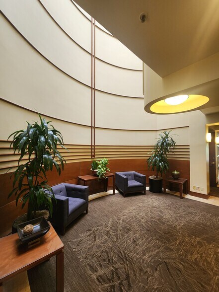 More Photos Of 8000 NE Parkway Dr, Vancouver Office For Lease