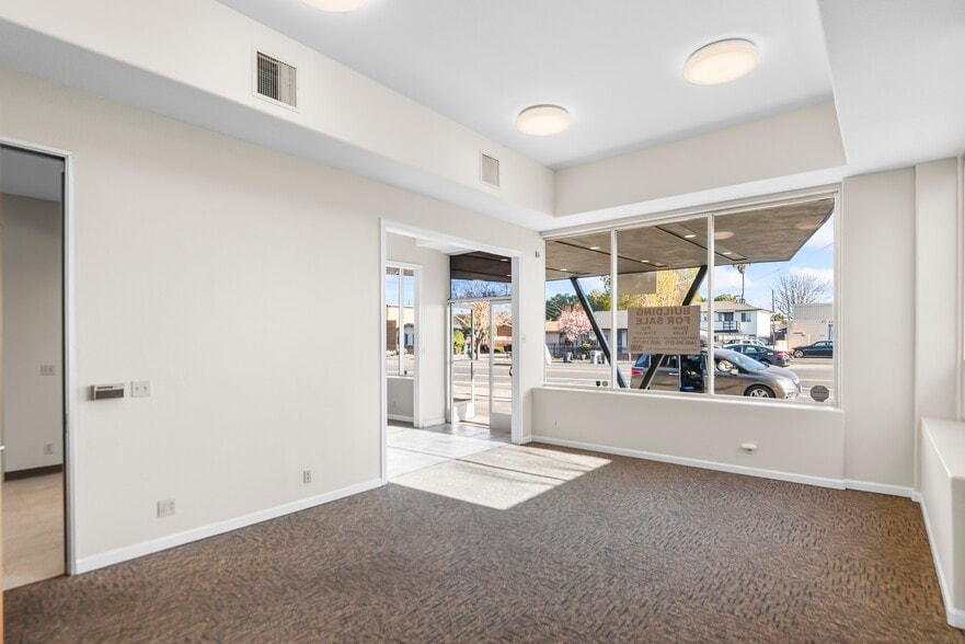 More Photos Of 585 W Hedding St, San Jose Service For Sale