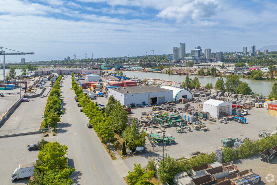 More Photos Of 11211 Twigg Pl, Richmond Flex For Sale