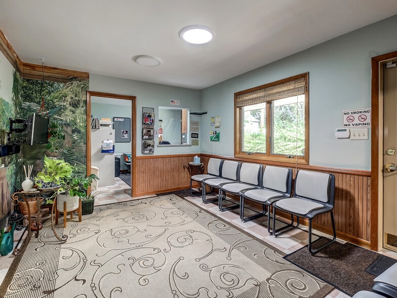 More Photos Of 4 Lincoln Rd, South Fallsburg Office For Sale