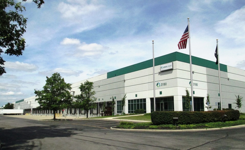 Primary Photo Of 3180-3270 Urbancrest Industrial Dr, Grove City Warehouse For Lease