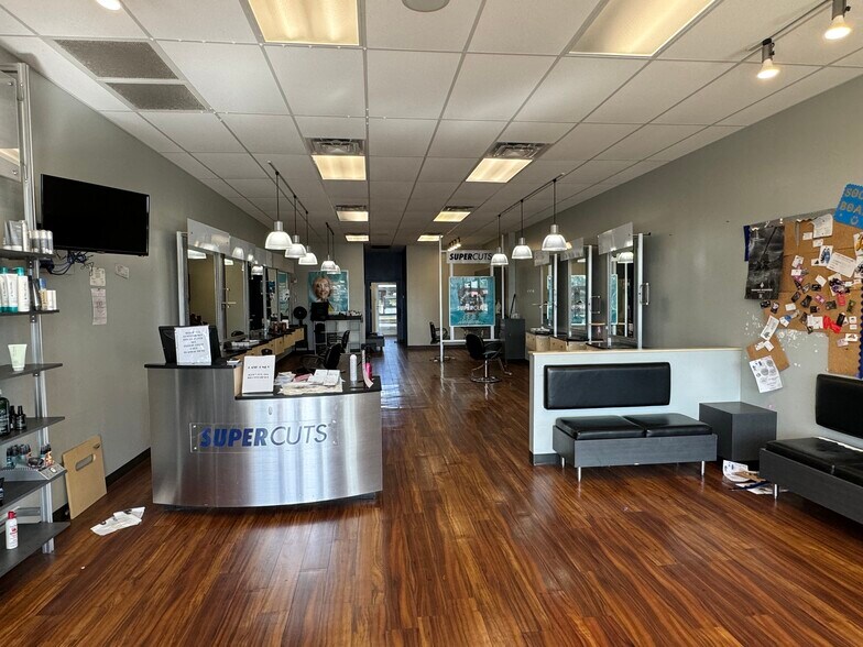 More Photos Of 720 15th St E, Tuscaloosa Storefront Retail Office For Lease