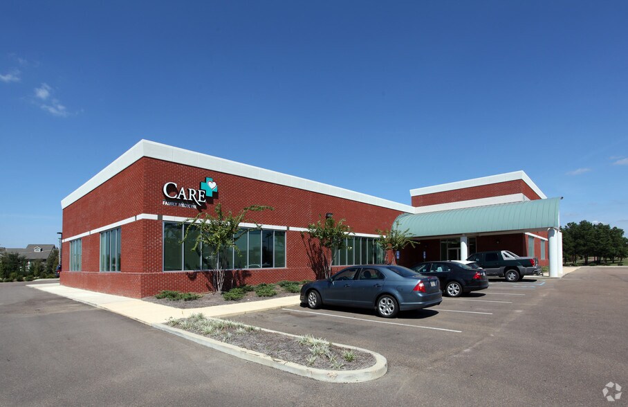 Primary Photo Of 1220 N Shore Pky, Brandon Medical For Lease