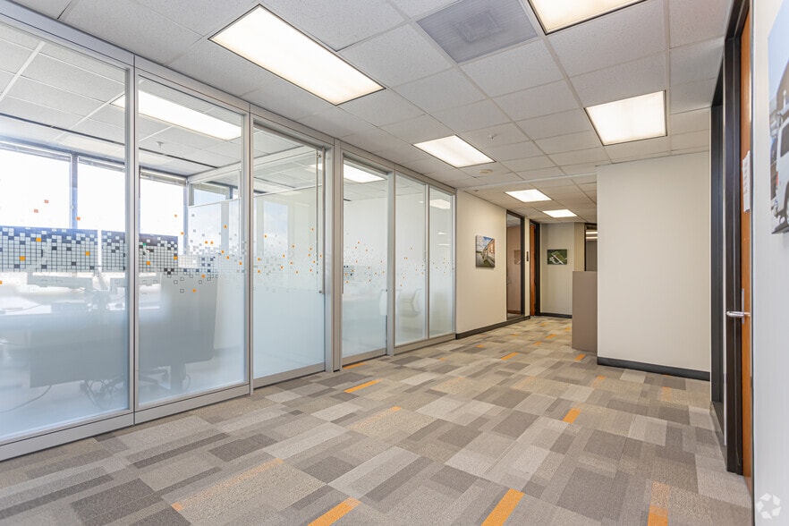 More Photos Of 1340 Poydras St, New Orleans Office For Lease