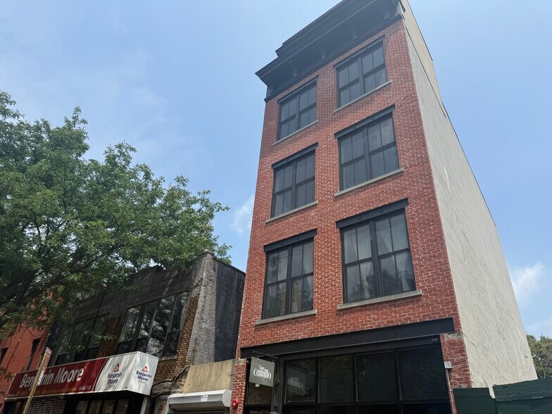 Primary Photo Of 333 Tompkins Ave, Brooklyn Apartments For Lease
