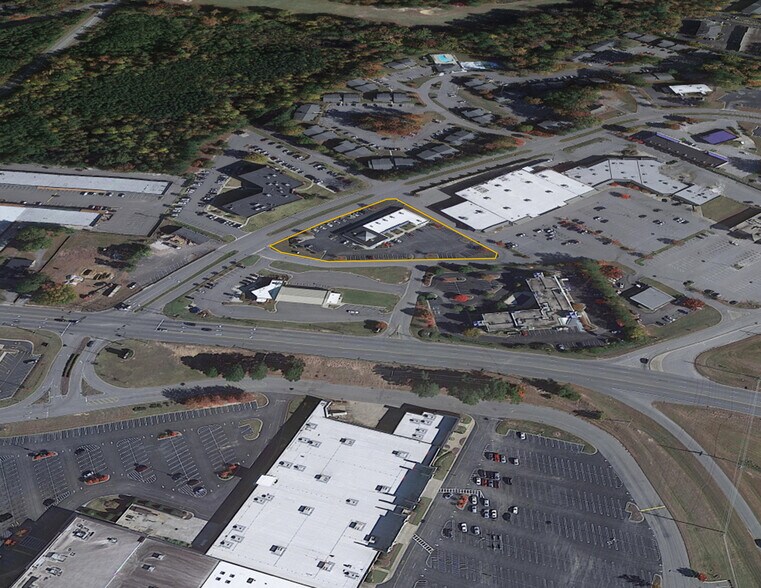 More Photos Of 817 Tiffany Blvd, Rocky Mount Storefront Retail Office For Sale