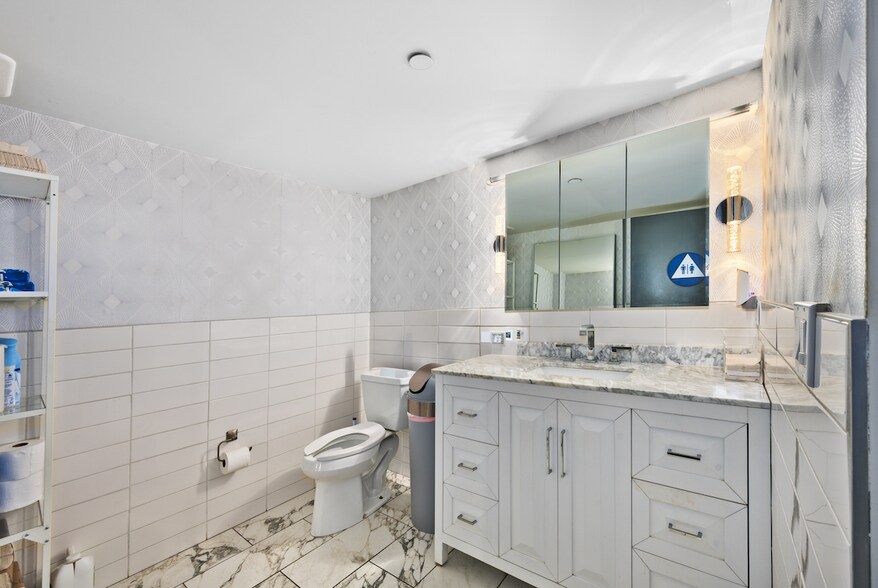 More Photos Of 11741 W Pico Blvd, Los Angeles Loft Creative Space For Lease