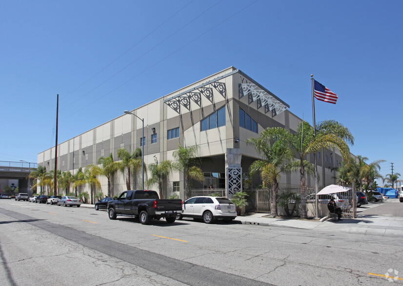 Primary Photo Of 2423 E 23rd St, Los Angeles Warehouse For Lease