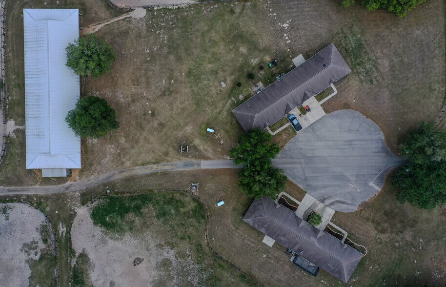 More Photos Of 12219 SW 26th St, Ocala Horse Stables For Sale
