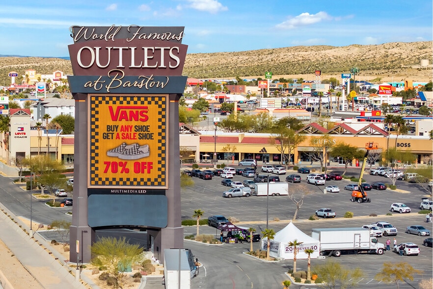 More Photos Of 2796 Tanger Way, Barstow General Retail For Sale