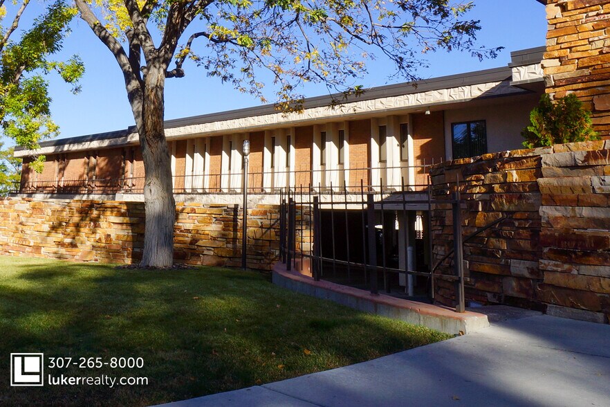 Primary Photo Of 940 E 3rd St, Casper Medical For Sale