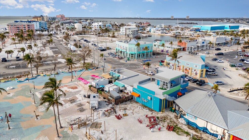 More Photos Of 80 Old San Carlos Blvd, Fort Myers Beach Restaurant For Sale