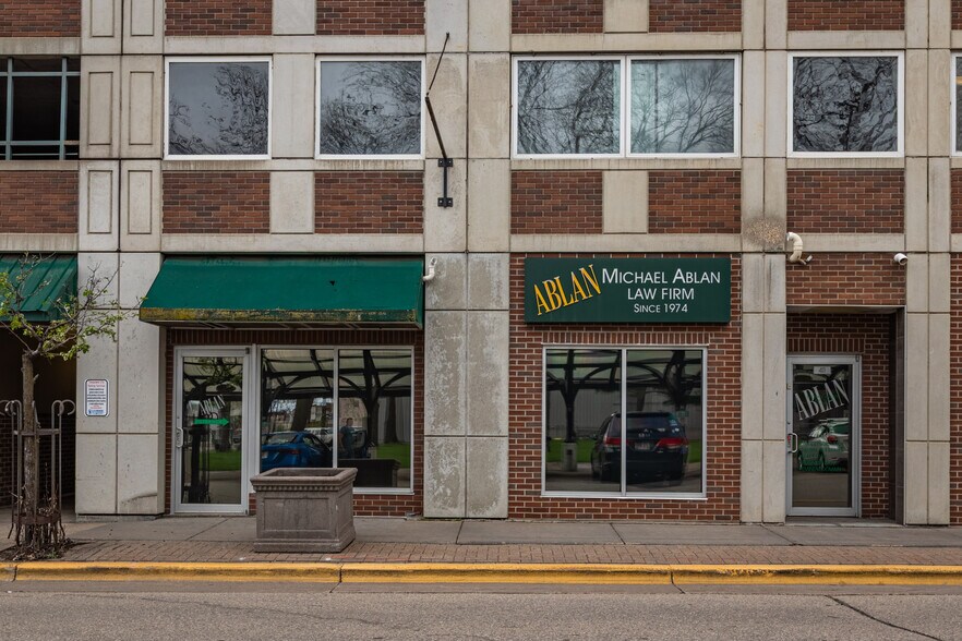 More Photos Of 301-317 4th St S, La Crosse Office For Lease