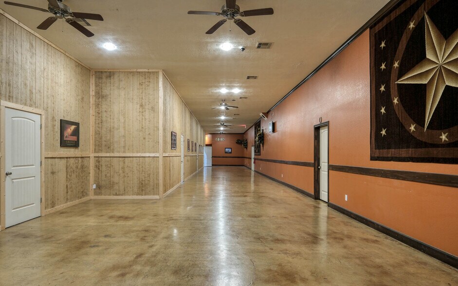 More Photos Of 48600 US-290 BUS, Hempstead Land For Sale