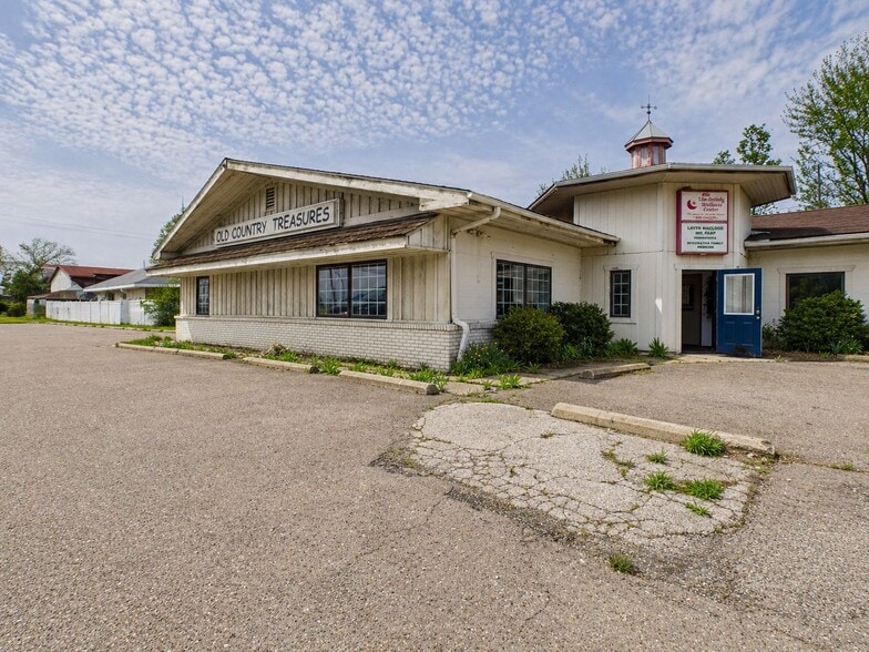 Primary Photo Of 3164 Lewis Ave, Ida Medical For Lease
