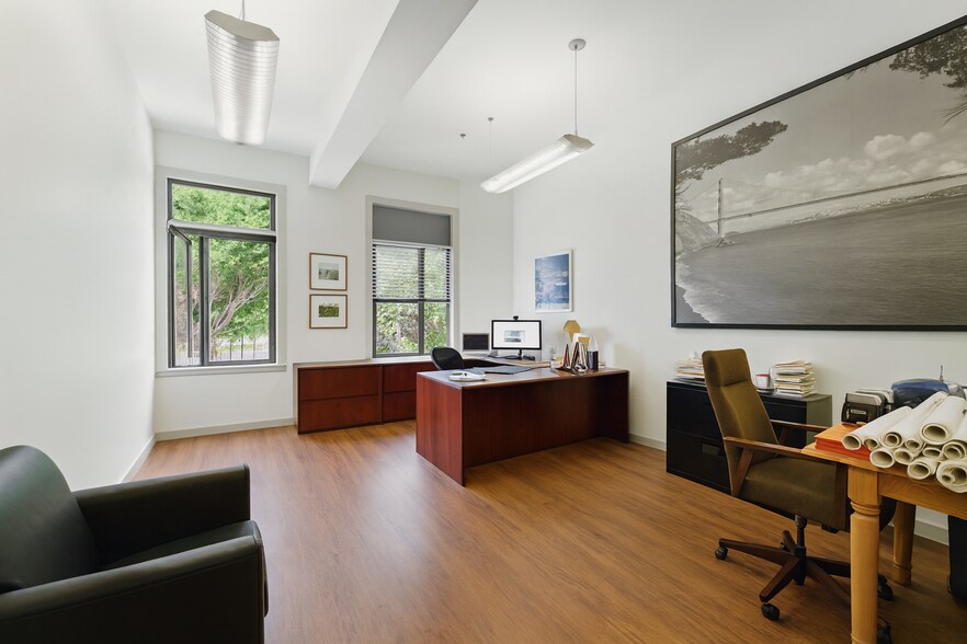 More Photos Of 1717-1719 Powell St, San Francisco Office For Sale