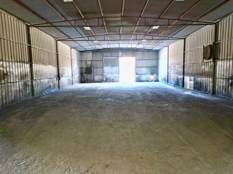 More Photos Of 4835 Bourque rd, Nederland Industrial For Lease