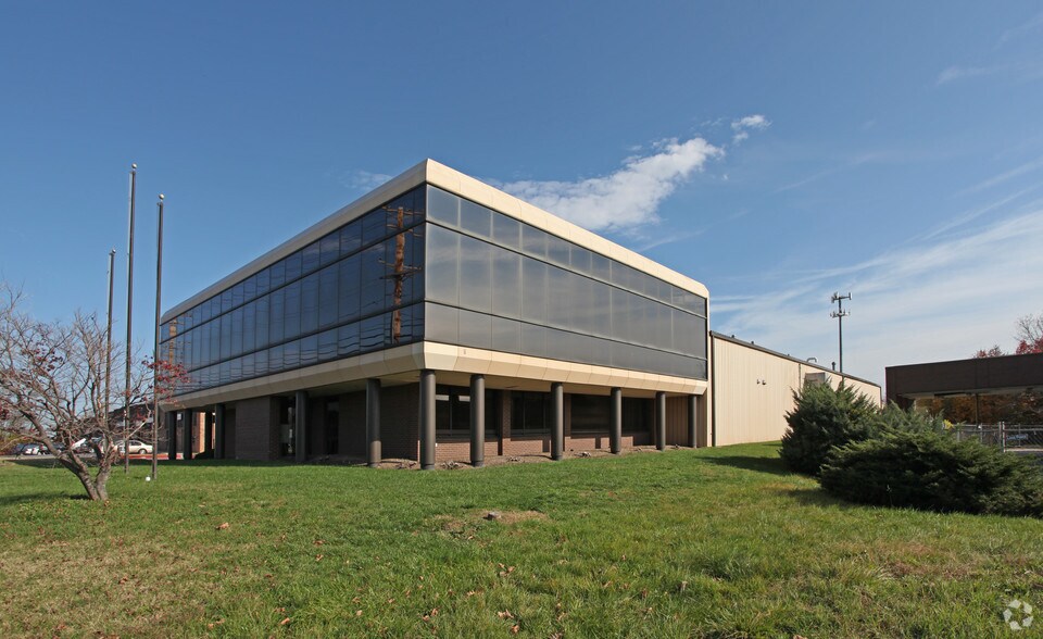 Primary Photo Of 9885 Washington Blvd, Laurel Warehouse For Lease