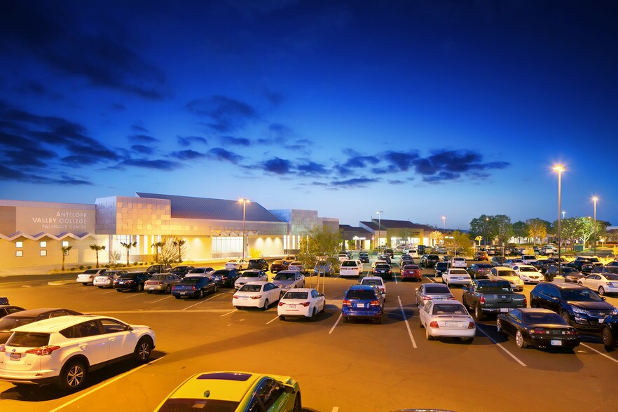 More Photos Of 2111-2361 E Palmdale Blvd, Palmdale Unknown For Lease