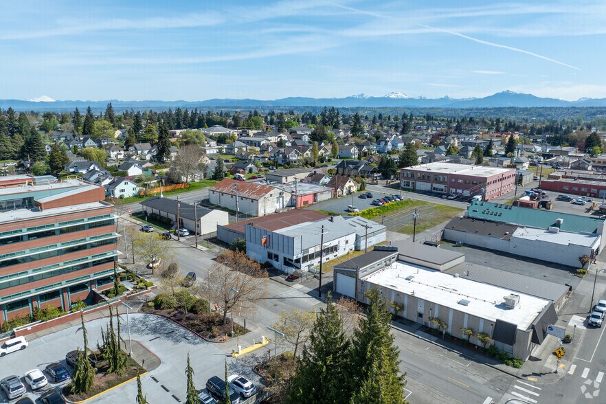 More Photos Of 2811-2815 Virginia Ave, Everett Freestanding For Sale