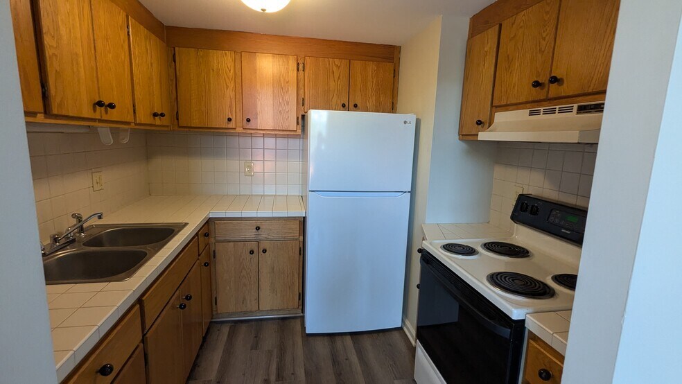 More Photos Of 47, 53-55 Congress Street, Troy General Retail For Sale