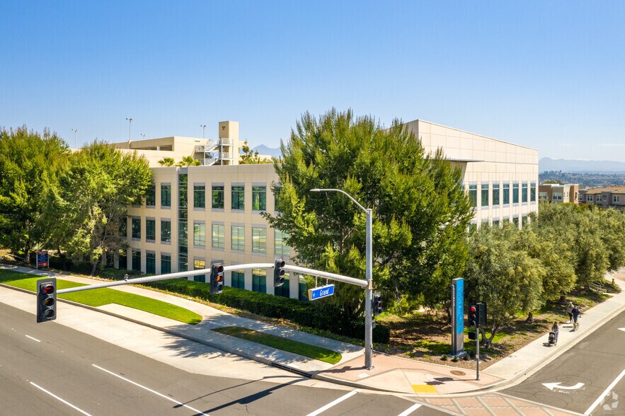 More Photos Of 130 Vantis Dr, Aliso Viejo Office For Lease