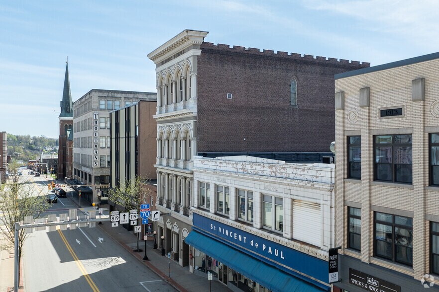 More Photos Of 132 S Main St, Greensburg Office For Sale