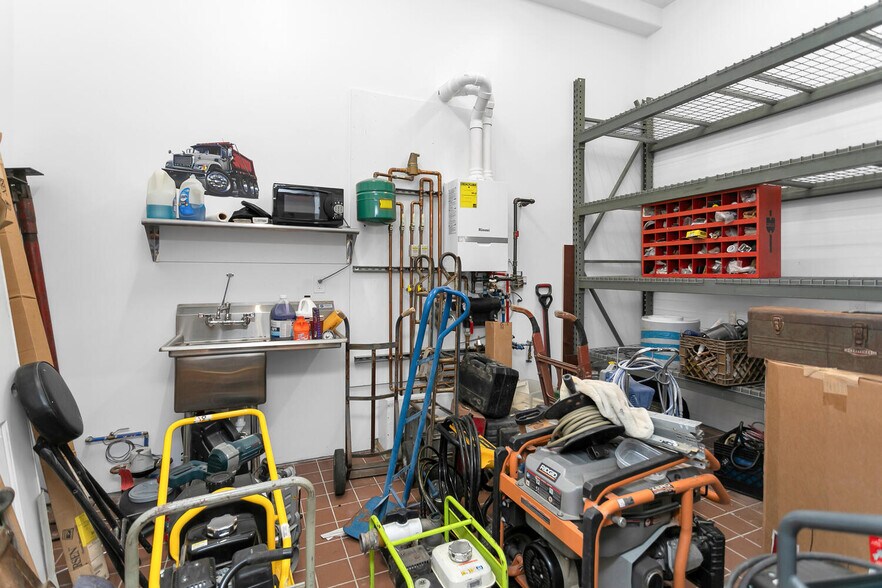 More Photos Of 431 Mantoloking Rd, Brick Storefront Retail Office For Sale