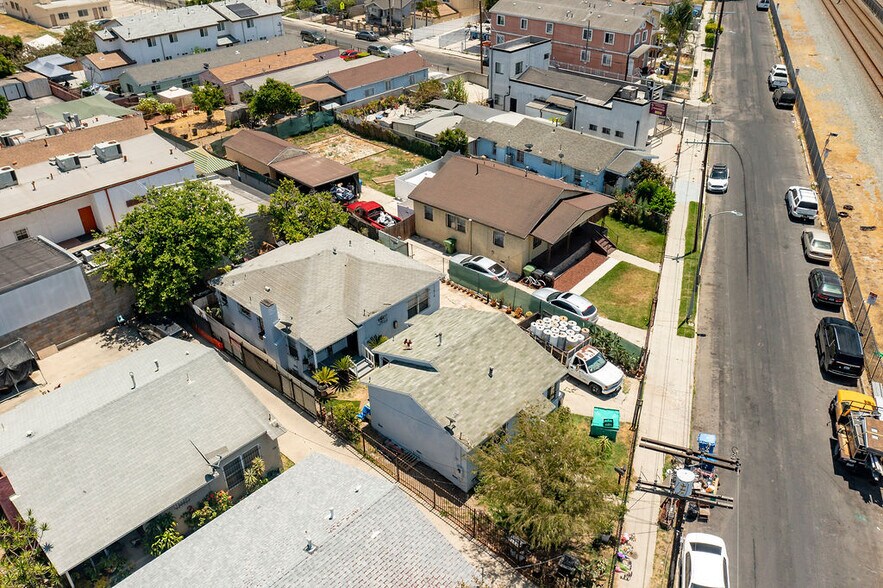 More Photos Of 11012 Willowbrook Ave, Los Angeles Apartments For Sale