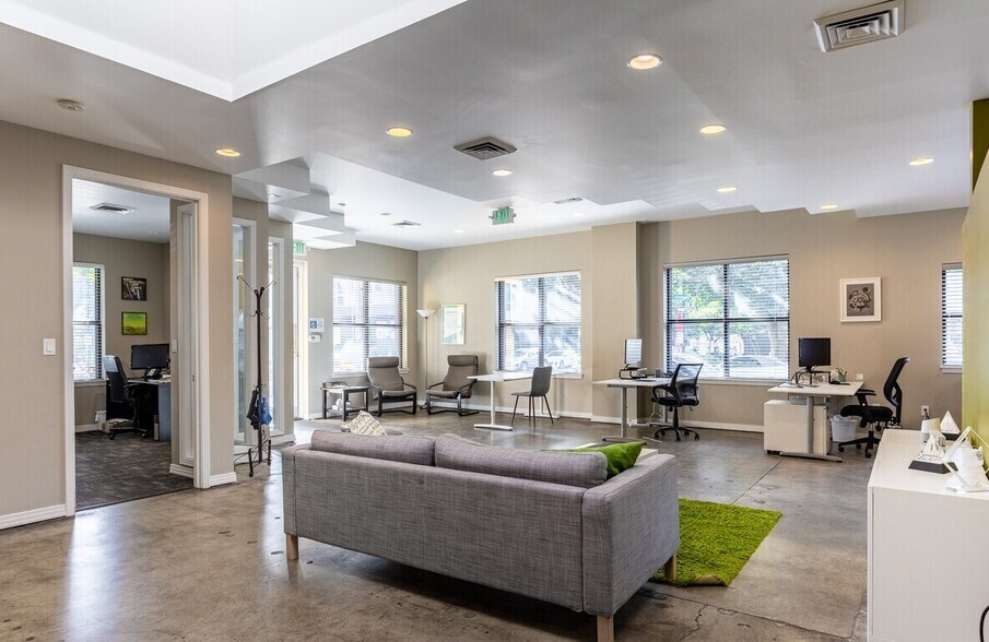 More Photos Of 1305 NW 18th Ave, Portland Loft Creative Space For Lease