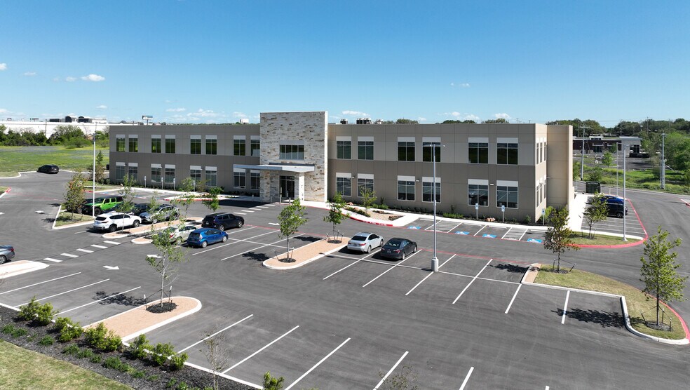 More Photos Of 17766 Verde Pky, Schertz Medical For Lease
