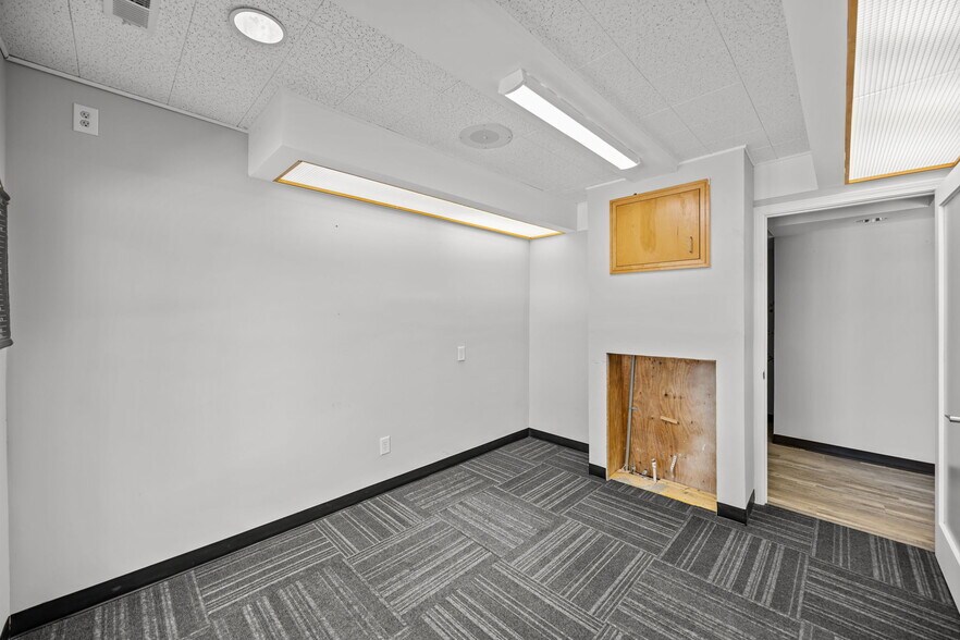 More Photos Of 44 Shoreline Dr, New Bern Medical For Sale