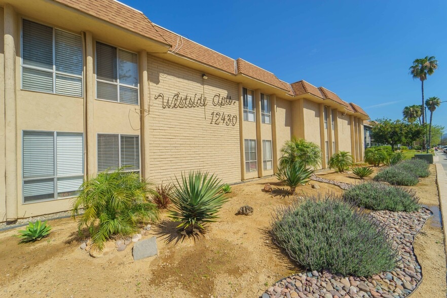 More Photos Of 12430 Oak Knoll Rd, Poway Apartments For Sale