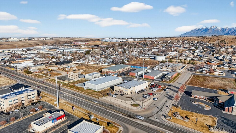 More Photos Of 1101 Cambridge Cir, Layton Warehouse For Sale